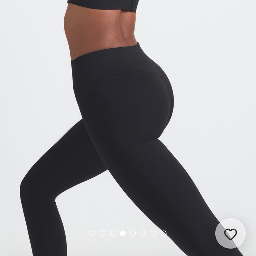 NWT NikeSKIMS Matte High-Waisted 29” Leggings Obsidian Size Small - Picture 6 of 8